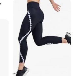 Urban Savage Scallop Leggings